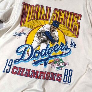 Cooperstown LA Dodgers 1988 World Series Champions Mens Medium Mitchell & Ness